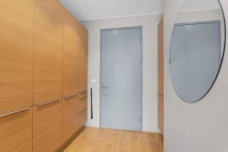 Stylish Reykjavik City Center Flat with Balcony - 7