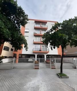 Apartamento de 1 dormitorio a 5 minutos de la playa con plaza de garaje - 0