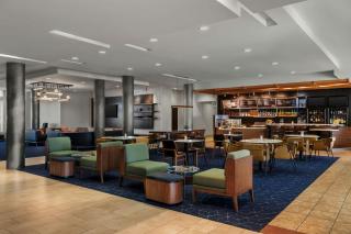 Courtyard by Marriott Evansville East - 7