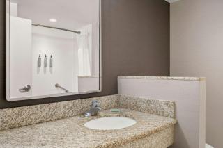 Courtyard by Marriott Evansville East - 3