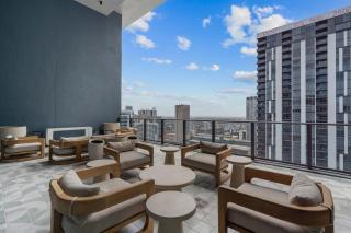 City Views Heart of Downtown Condo - Roofpool - 1