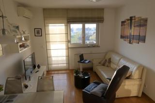 Lola Suite, One Bedroom Place with Free Parking - 3
