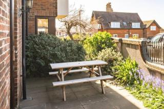 6 Victoria Court - Sheringham Cottages - 1