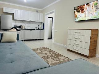 Comfort 2-Room Apartment комфортные 2-ух комнатные апартаменты на левом берегу - 0