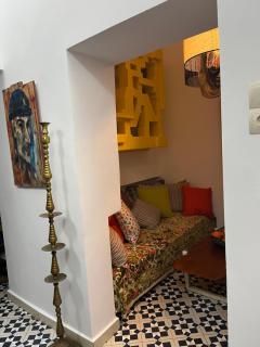 Dar Badi - 8