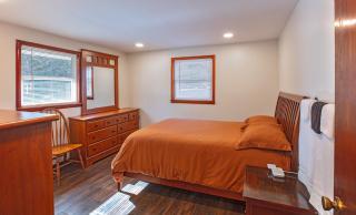 Lake House - 2