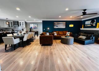 Huntington Beach, AC, Pool, Hot Tub, Detached Office, Close to Beach, Outside Entertaining Area - 9