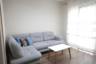 Stylish Apartment with Balcony - 3