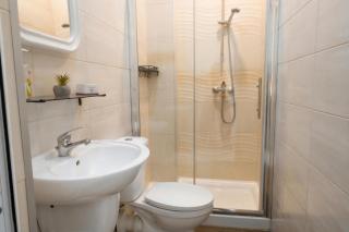 Sea Breeze Bay Guesthouse - 4