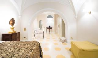 Rione Monti Charming Suite Colosseo - 3
