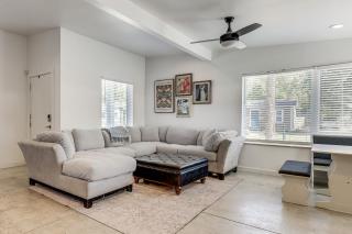Family & Pet-Friendly Jacksonville Escape w/ Yard - 6