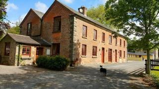 Hunters Lodge Country Estate - 0