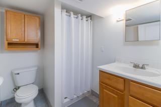 Modern Comfort |3BDR | Near DTW & Downtown Detroit - 8