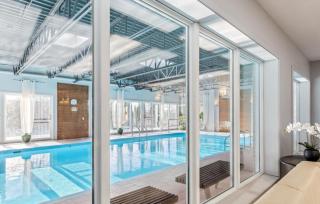 Swimming Pool & Mountain - Condos des Neiges - 7