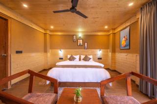 The Charvi Retreat Kufri I Vacations I Conference I MICE I Family Events I Open Air Terrace I Sky Bonfire I Wooden Rooms With Pvt Balconies I Kufri by Exotic Stays - 3