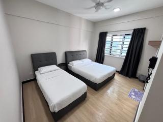 The Nest Cameron Homestay - 9