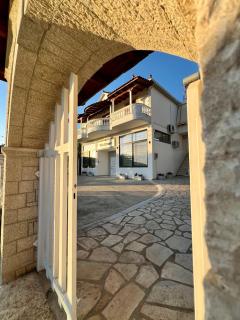 Vila Mehmeti - 6