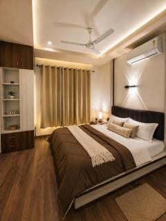 Enajori Luxury Homes - 0
