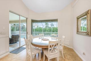 Pet-friendly home with pool, spa and steps to beach - 3