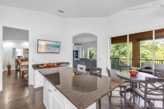 Luxury Entire Villa 4 Bedrooms 4 Bath Steps From IMG - 5