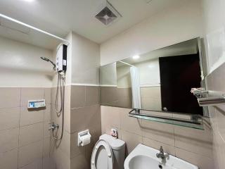 Modern Studio in Casa Mira Towers I Pool & Fast WiFi - 3