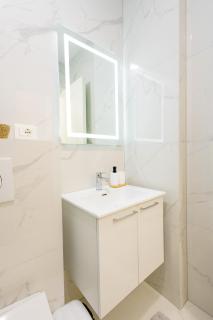 IZZA Apartments - 8