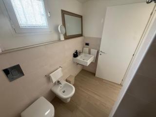 Marina Seaside Suites - 9