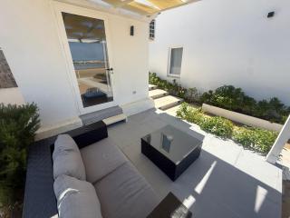 Marina Seaside Suites - 6