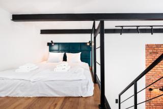 Cozy Mezzanine Studio - Old Town - by Upstairs - 6