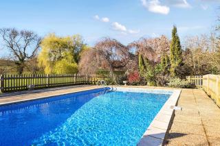 Blackham Court Farmhouse - 9