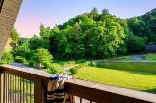 Hillside Hideaway - 1
