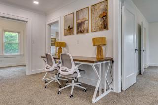 4 Mi to Dtwn! 5,180-Sq-Ft Escape in Indianapolis - 6