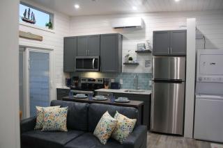 Driftwood Cove Floating House on Lake Cumberland - 8