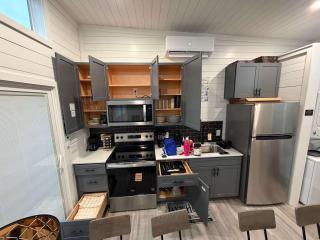 H20 Serenity - Pet Friendly Cozy Stay - 7