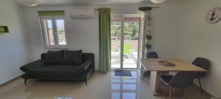 Apartments with sea view - Stomorska - 6