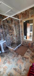 Bensons Lodge - 1