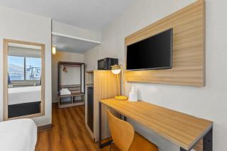 Park Inn by Radisson, Wells - 4
