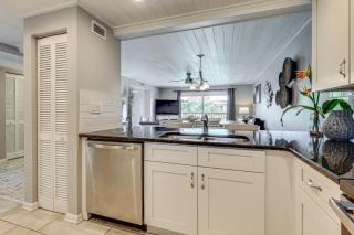 Walk to St Augustine Beach! Resort-Style Condo - 4