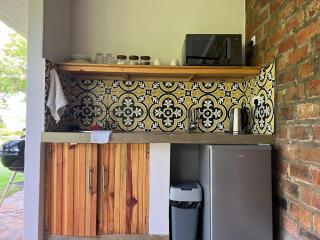 Beautiful Guest Room off The Great North Road, Kabwe - 5 km from Fig Tree Cafe - 5