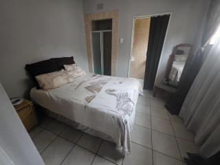 Comfortable home away from home - 4