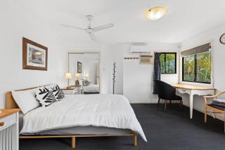 4BR Villa with Pool and Garden - Daisy Hill - 7