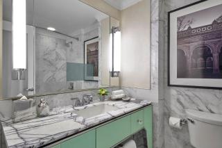 Loews Regency New York Hotel - 9