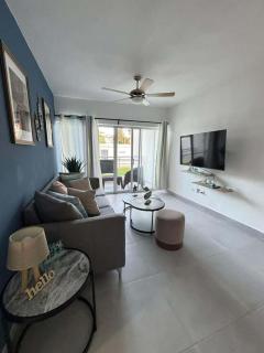 Tropical 2BR, Private Beach Access, Pool, Gated - 8