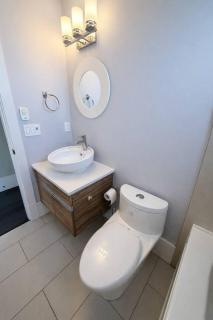Cozy 1 Bedroom and 1 Bath Retreat Near Main S - 3