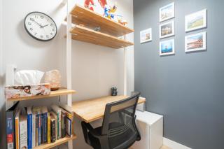 World Cup Retreat 1BR Gym and Free Parking - 8