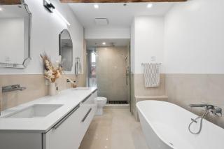 2BR Downtown Luxury Loft w Direct Elevator Entry - 1