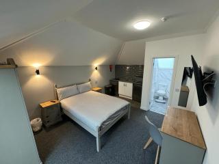 Rooms on Dunnikier Road, Kirkcaldy, Fife - opposite Victoria Hospital - 5
