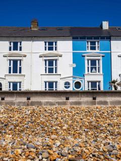 Luxury Seafront Villa for 12 with Ocean Views - 2