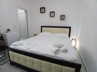 H&H Villa Saranda - 0