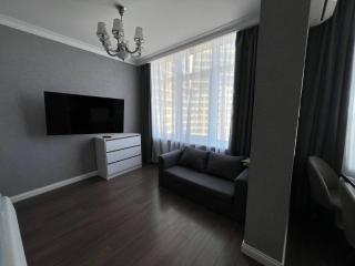 32 Pearl - BlackWhite - 1